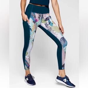 Athleta Oasis Contender 7/8 leggings Lagoon Tropical Large